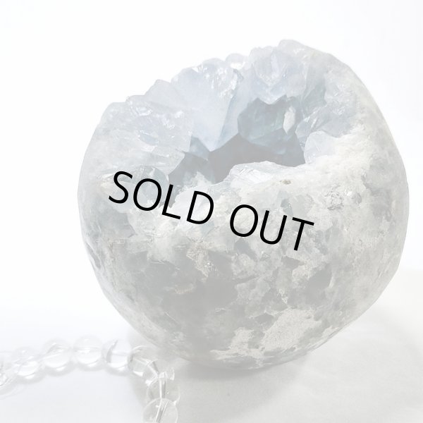 画像6: ★送料無料★ 存在感あり!のぞきこむと美しい!可愛い丸形セレスタイト原石(1) (6)