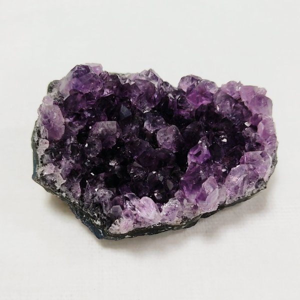 画像2: ★送料無料★ 美しい濃紫色！可愛いサイズのウルグアイアメジスト原石(18) (2)