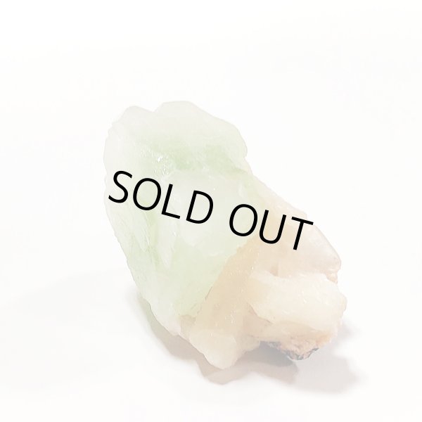 画像2: ★送料無料★ まるでお菓子のようなグリーン！ グリーンアポフィライト原石(34) (2)