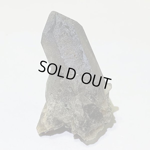 画像2: ★送料無料★ 最強の魔除け石と言われるモリオン原石(2) (2)